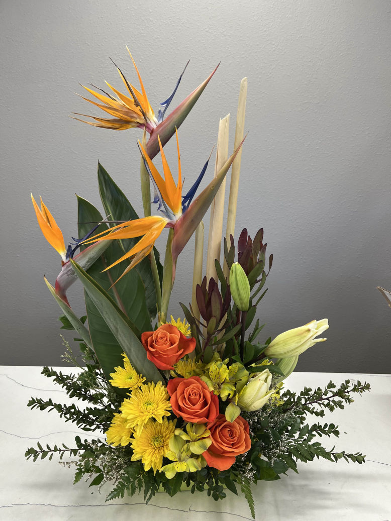 Ikebana Flower Arrangement Premium